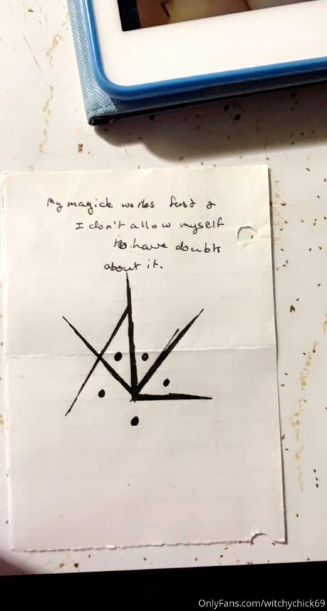 heiße blonde onlyfans kostenlose nacktheit archiv