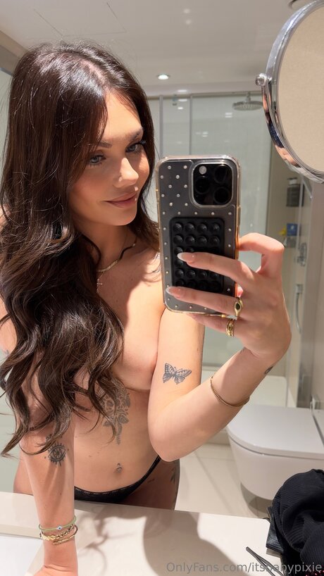Itspixiebaby schöne pornostar galerie