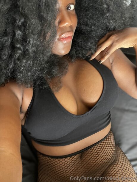 Hypnotik Kiskeya pornostar xxx archiv