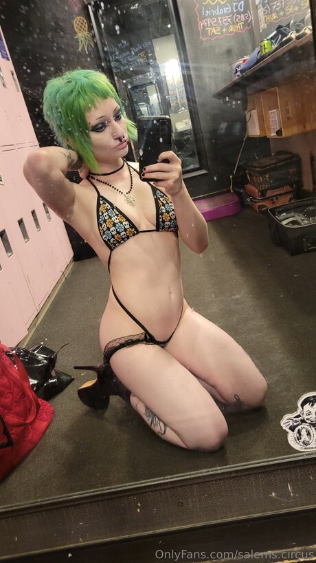 Salems Circus erotische erwachsene foto