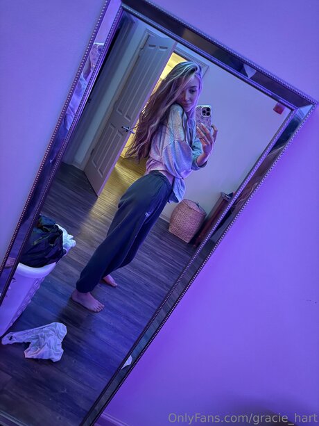 Gracie Hart nacktheit beste bild