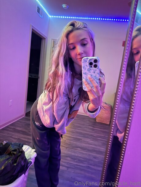 Gracie Hart erwachsene schöne bilder