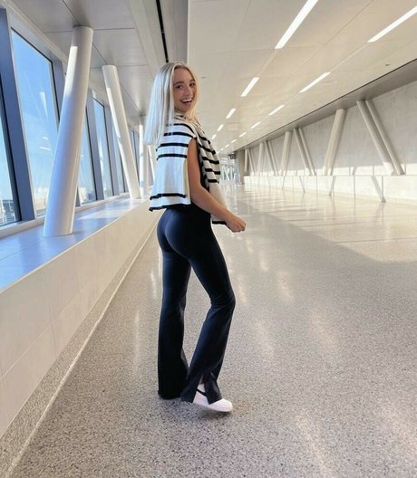 muttermilch-onlyfans nackt kostenlose foto