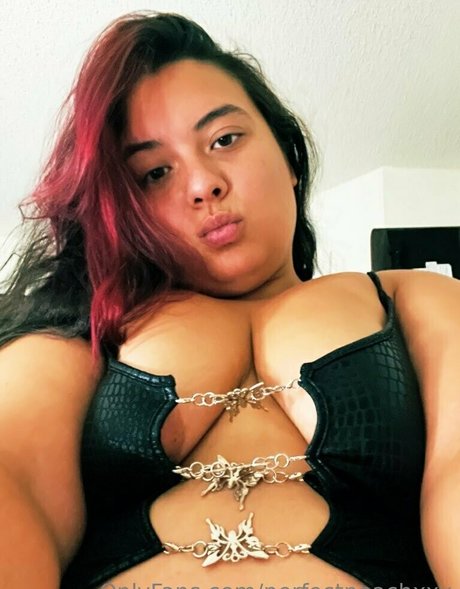 perfectpeachxxx model fotos