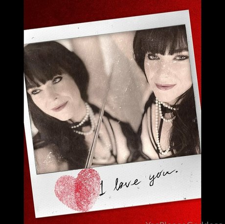 yespleasegoddessof nackte bilder