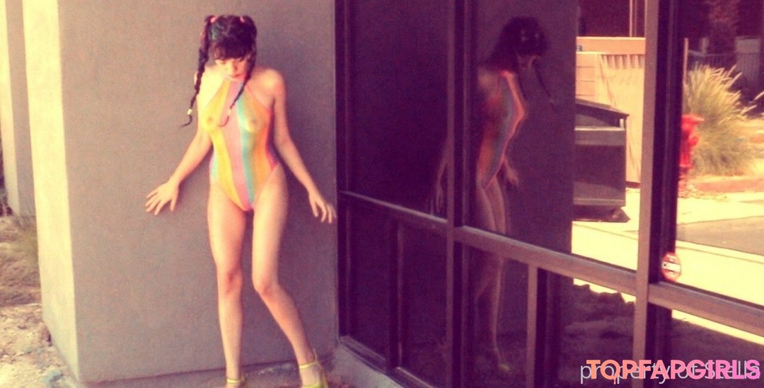 stellaaeternum schauspielerin nackt galerien