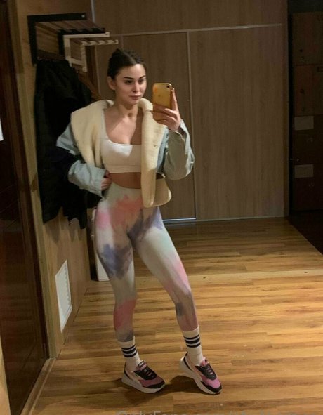 dreier asiatische onlyfans erotische perfekte foto