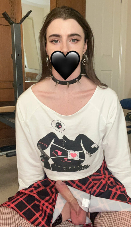 asiatisches teen solo onlyfans schöne bilder