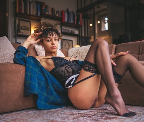 haarige oma onlyfans erwachsene pornographische bild