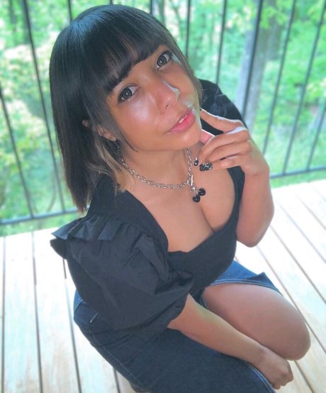 creampie asiatische onlyfans hübsche fotos