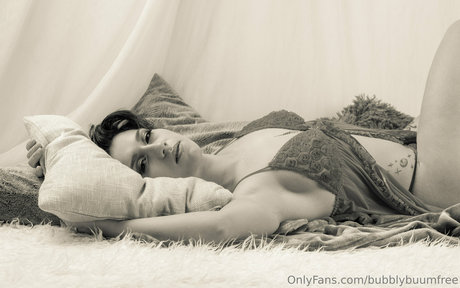 heiße blonde onlyfans erotische porno galerie