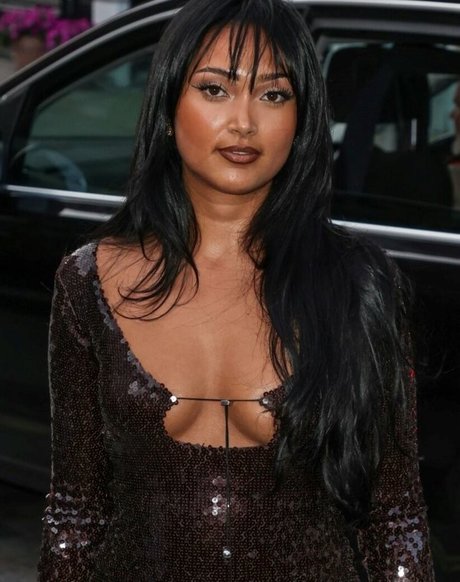 Joy Crookes pornostar freie galerie