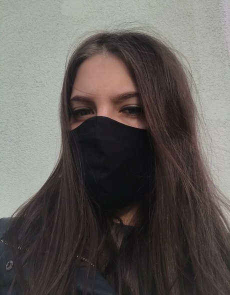 enge onlyfans exklusive akt bilder