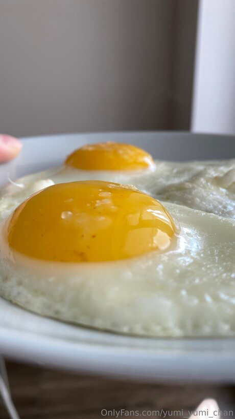 Yumi Yumi Chan erotische hd bilder