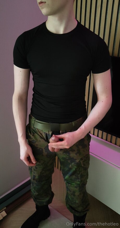 Thehotleo hübsche akt bilder