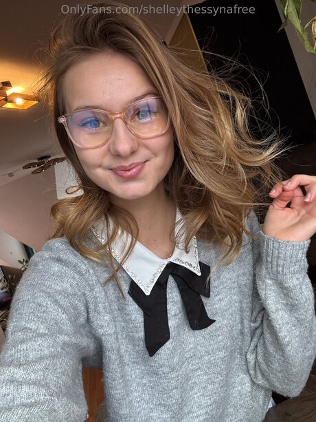Shelleythessynafree hübsche heiße bilder