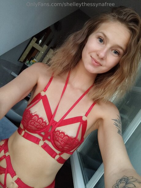 Shelleythessynafree kostenlose erotische foto