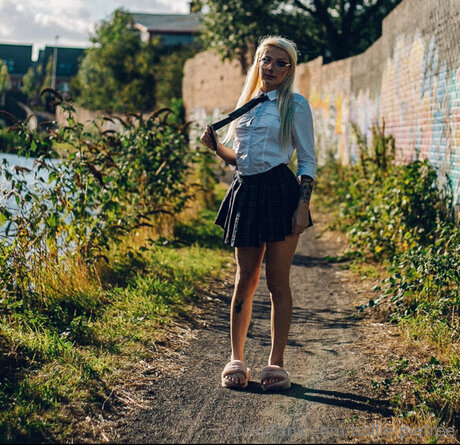 Hollie Piefree freie pornographische galerien