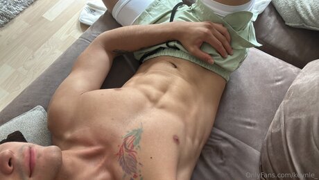 Keynle porno hübsche fotos