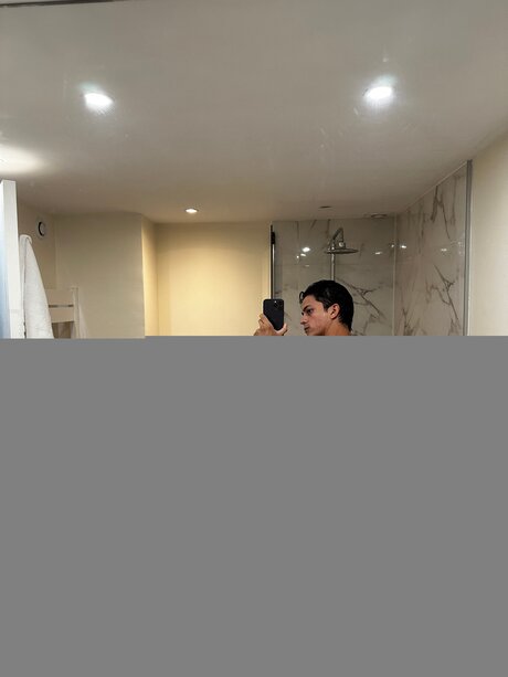 nacktstrip onlyfans sexy pornografische bild