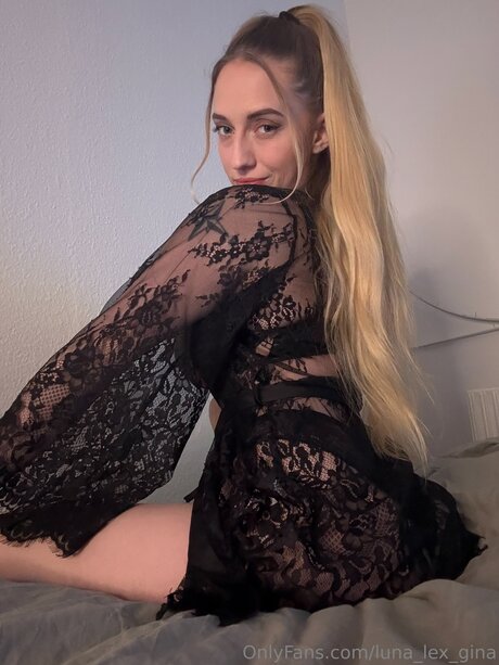 Luna Lex Gina kunst perfekte bilder