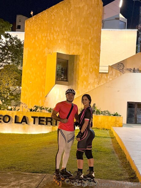 U77749627 erwachsene hübsche galerien