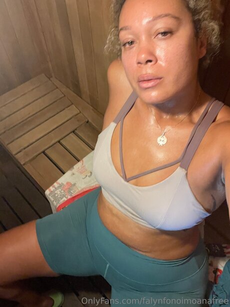 Falynfonoimoanafree model exklusive fotos