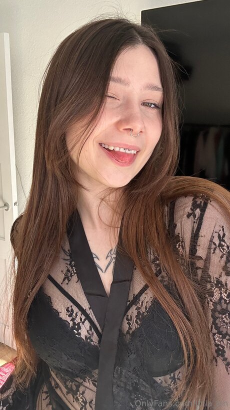 Lolla Sin model pornographische foto