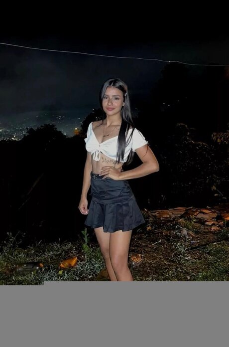 Hillarytaylor perfekte erwachsene bilder