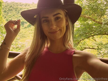 Yourbabbiigiirlfree freie sexy bild