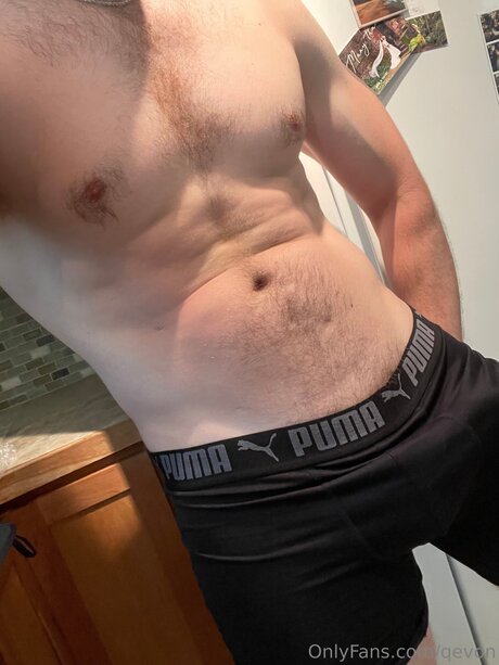 Qevon top nackte galerien