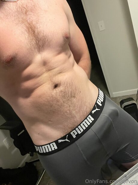 Qevon xxx nackten fotos