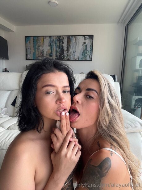 prinzessin nackt onlyfans exklusive porno foto