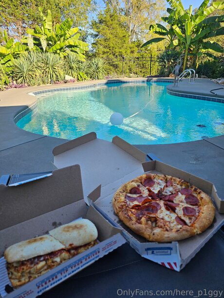 Here P1ggy schöne xxx fotos