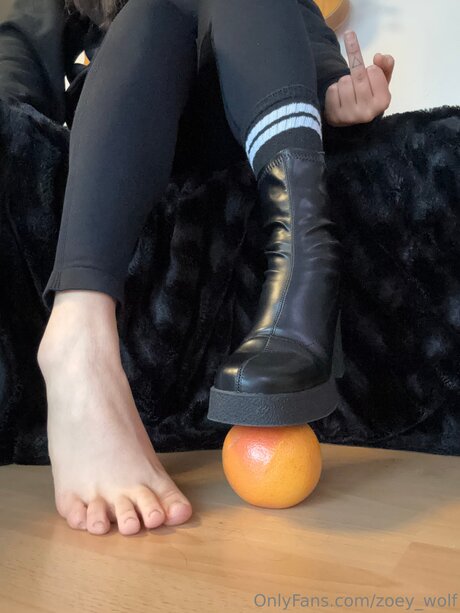 Zoey Wolf kunst erwachsene galerie