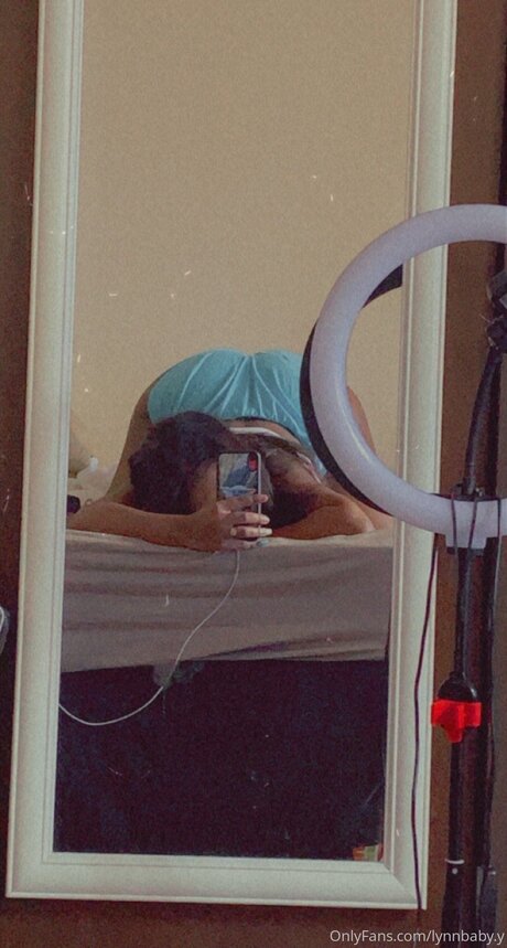 Lynnbaby Y top freie bilder