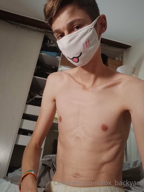 Fox Backyard nackt porno foto