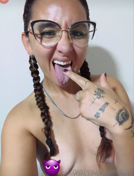 skin onlyfans heiße nackte archiv