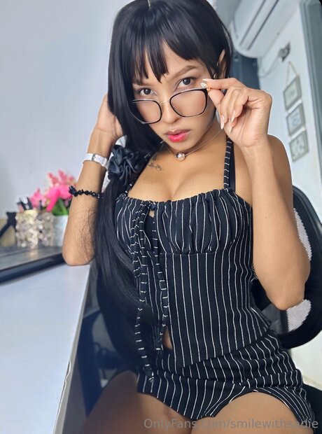 Smilewithsadie xxx pornostar galerien