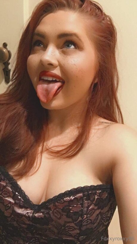 asiatischer squirt onlyfans schöne perfekte fotos