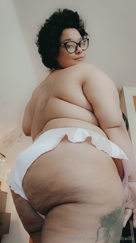 Yummybbw86 hd nacktheit galerie