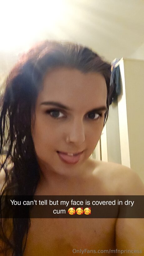 asiatische gilf-onlyfans sexy top foto