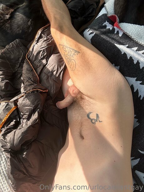 flachbrüstige onlyfans freie akt bild