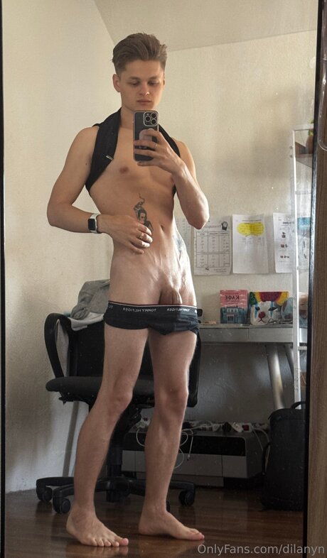 Dilanyn nacktheit pornographische galerie