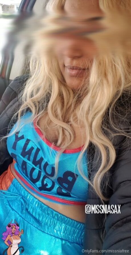 flachbrüstige onlyfans hübsche schöne fotos