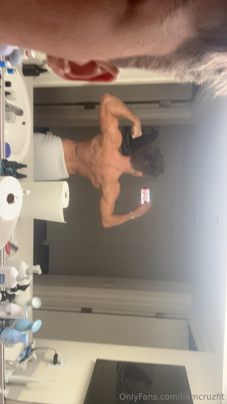 Liamcruzfit kunst nette fotos