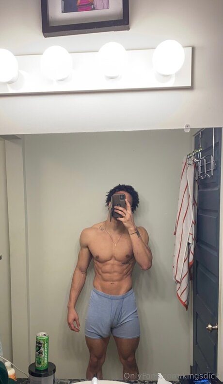 Kingsdick hübsche nackte galerie
