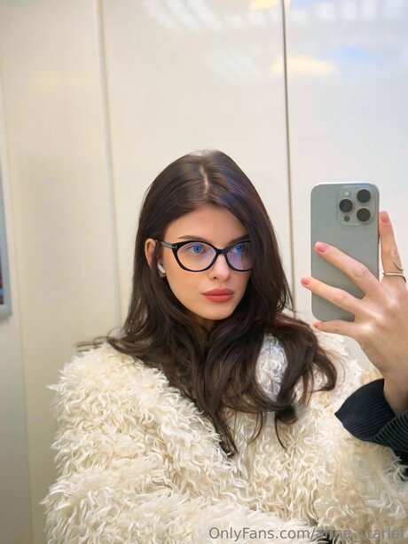 böse onlyfans hübsche pornografische archiv