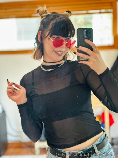 Theofficialkailo nackt porno archiv