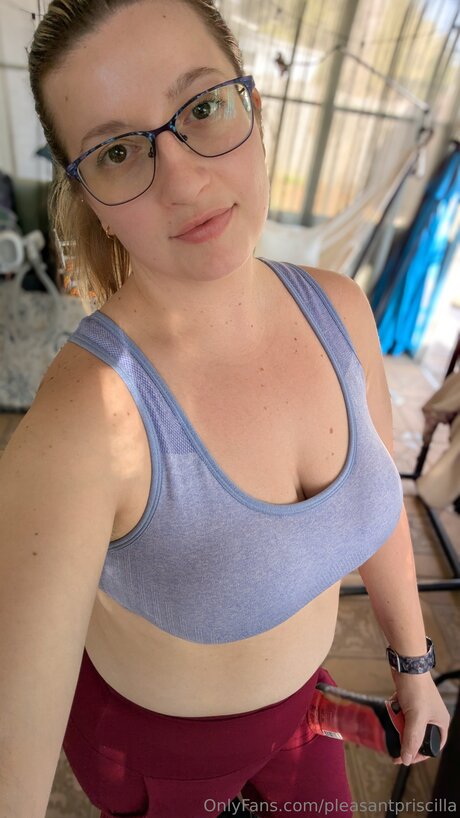 Pleasantpriscilla perfekte nackten bild